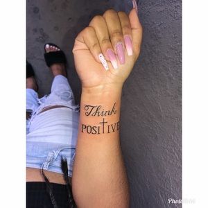 Meet your Posher, Christina